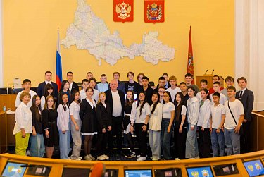 В креслах первых лиц области